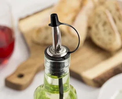 Tapas Plastica Pourer